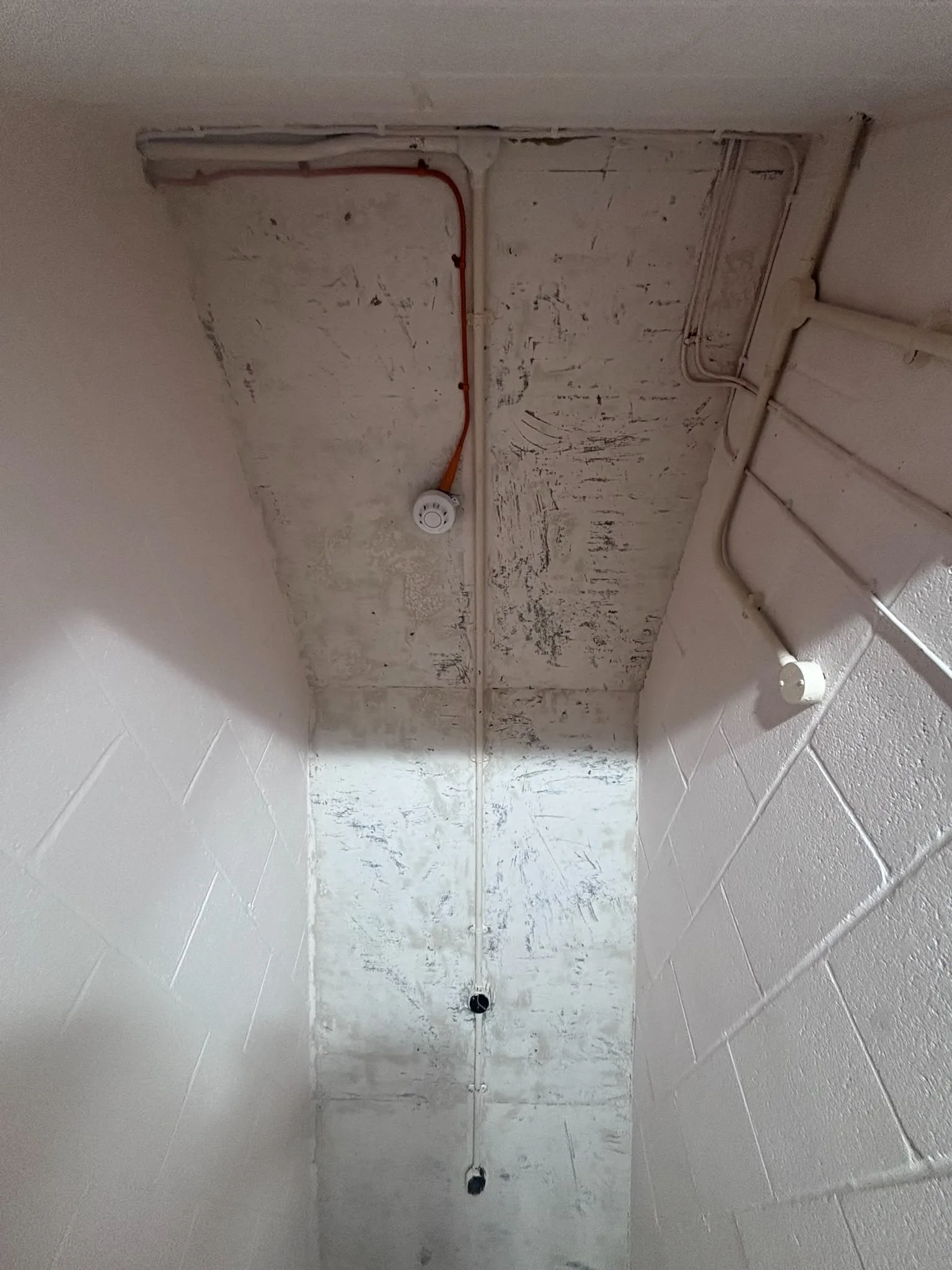 Licensed asbestos gasket removal in a Bethnal Green commercial property